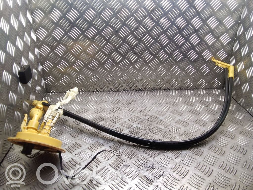 BMW 7 E65 E66 Capteur niveau de carburant 