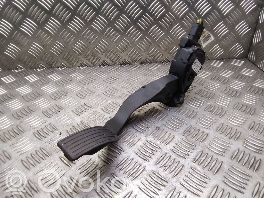 Peugeot 308 Gaspedal 
