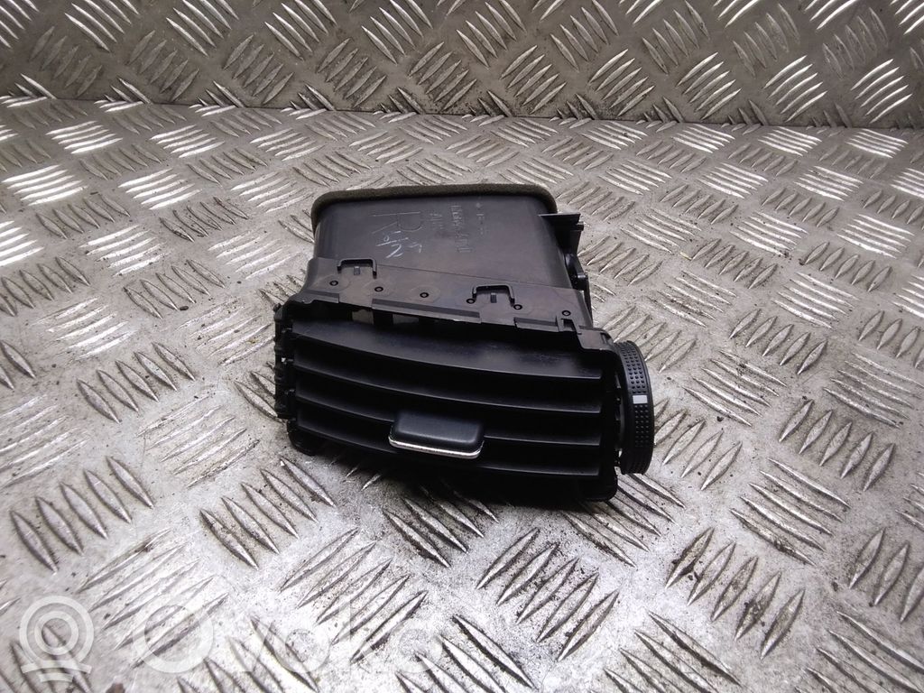 Toyota Corolla Verso AR10 Grilă ventilație centrală 