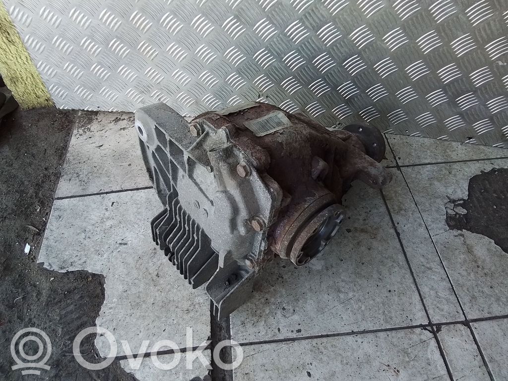 BMW 7 E65 E66 Rear differential 