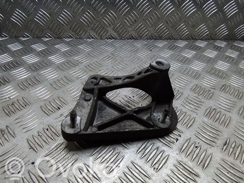 BMW 7 E65 E66 Engine mounting bracket 