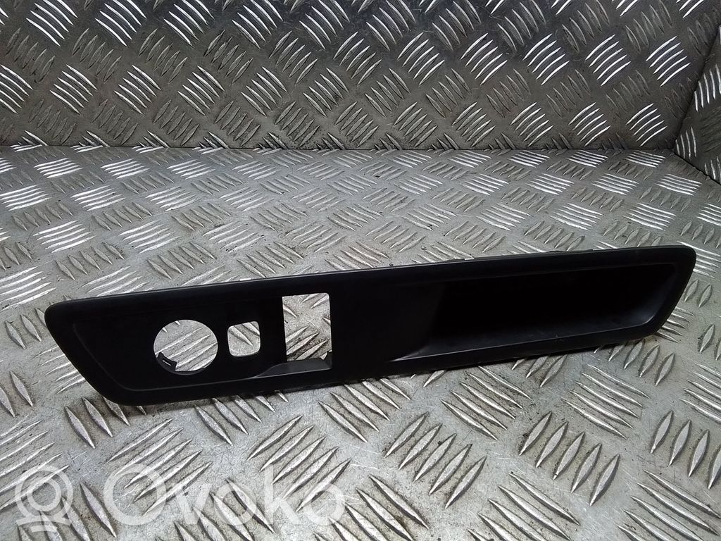 Citroen Jumpy Front door window switch trim 