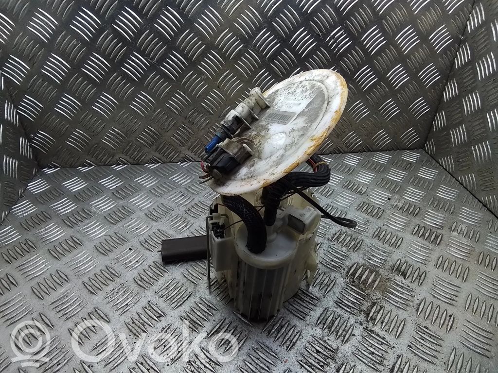 Opel Astra H Bomba interna de combustible 