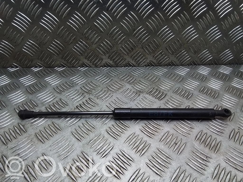 BMW 1 E81 E87 Dzinēja pārsega amortizators 