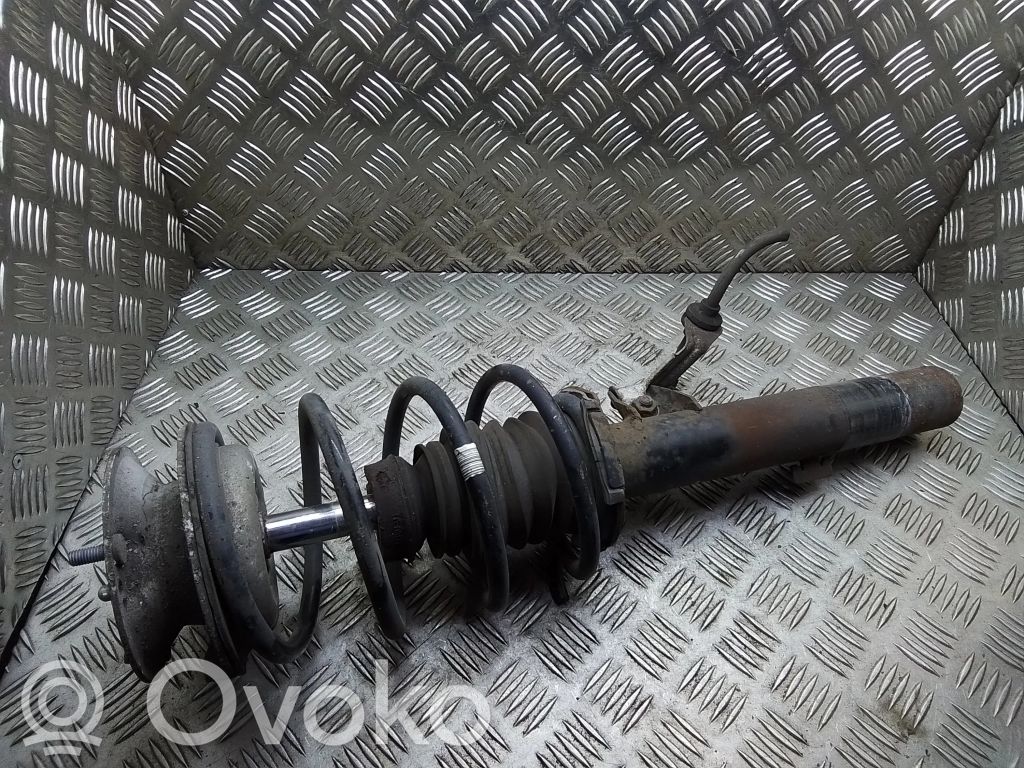 BMW 1 E81 E87 Priekšpusē amortizators ar atsperi 