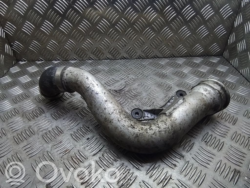 Volkswagen PASSAT B6 Furtun/conductă intercooler 
