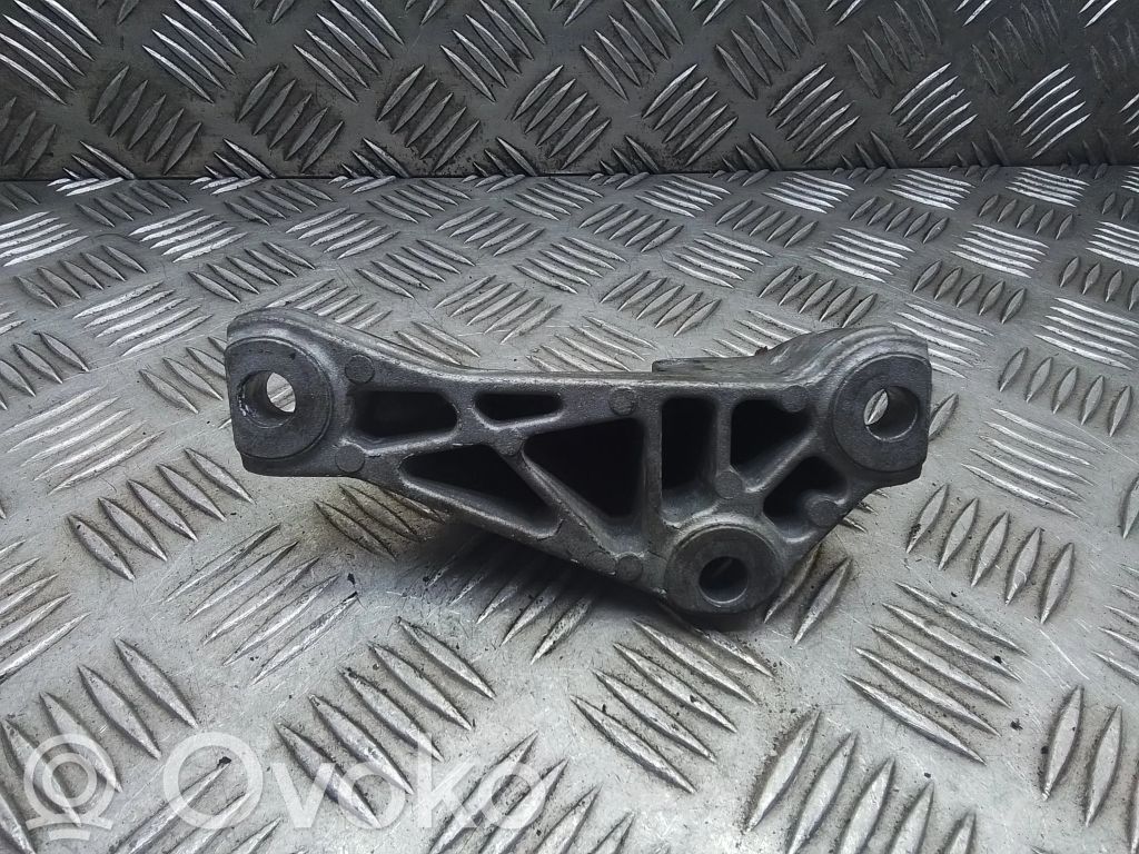 BMW 5 E60 E61 Fuel pump bracket 