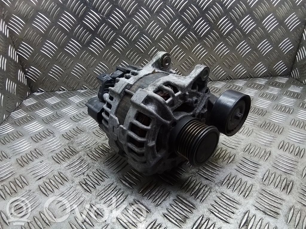 Mercedes-Benz C W204 Alternator 