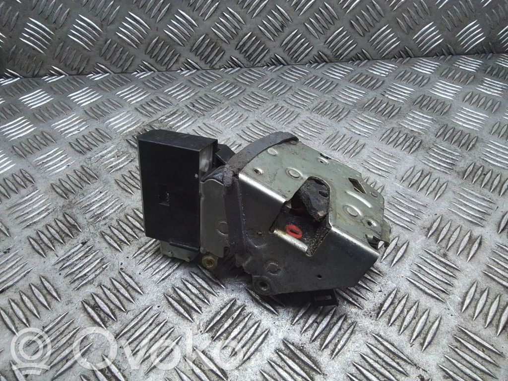 Priekinė durų spyna   8352165