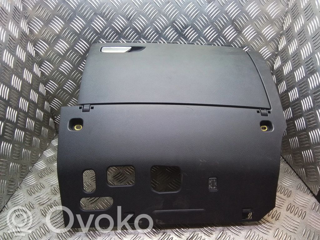 Handschuhfach   1104875X,T0503978
