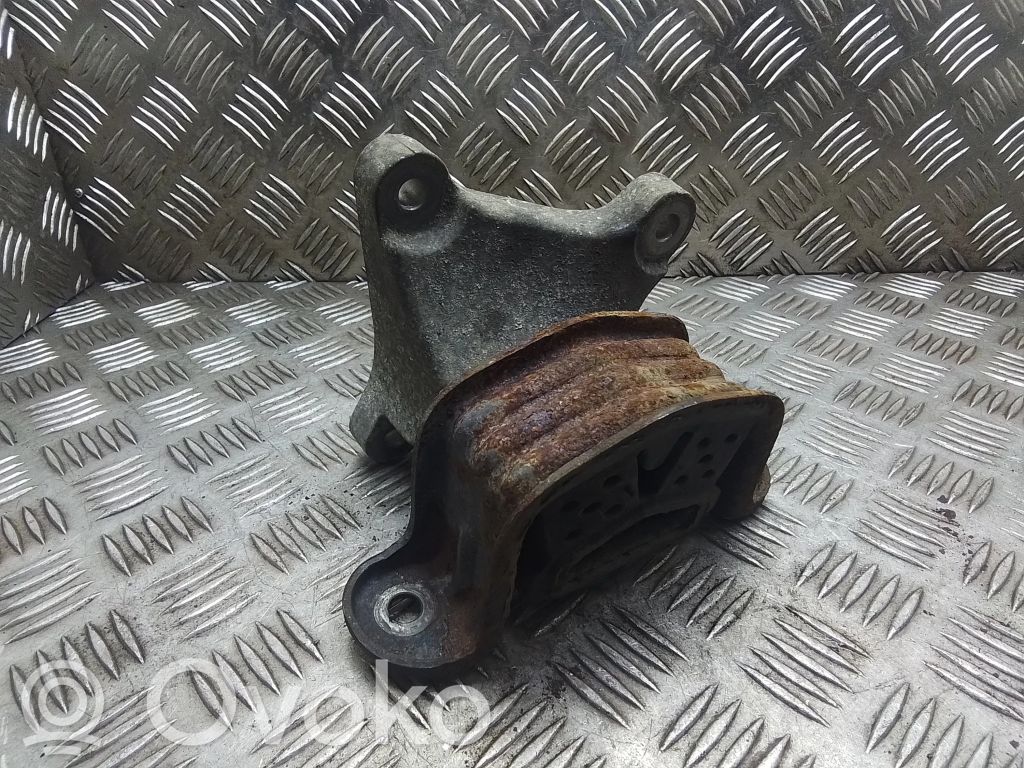 Volkswagen Transporter - Caravelle T5 Gearbox mount 
