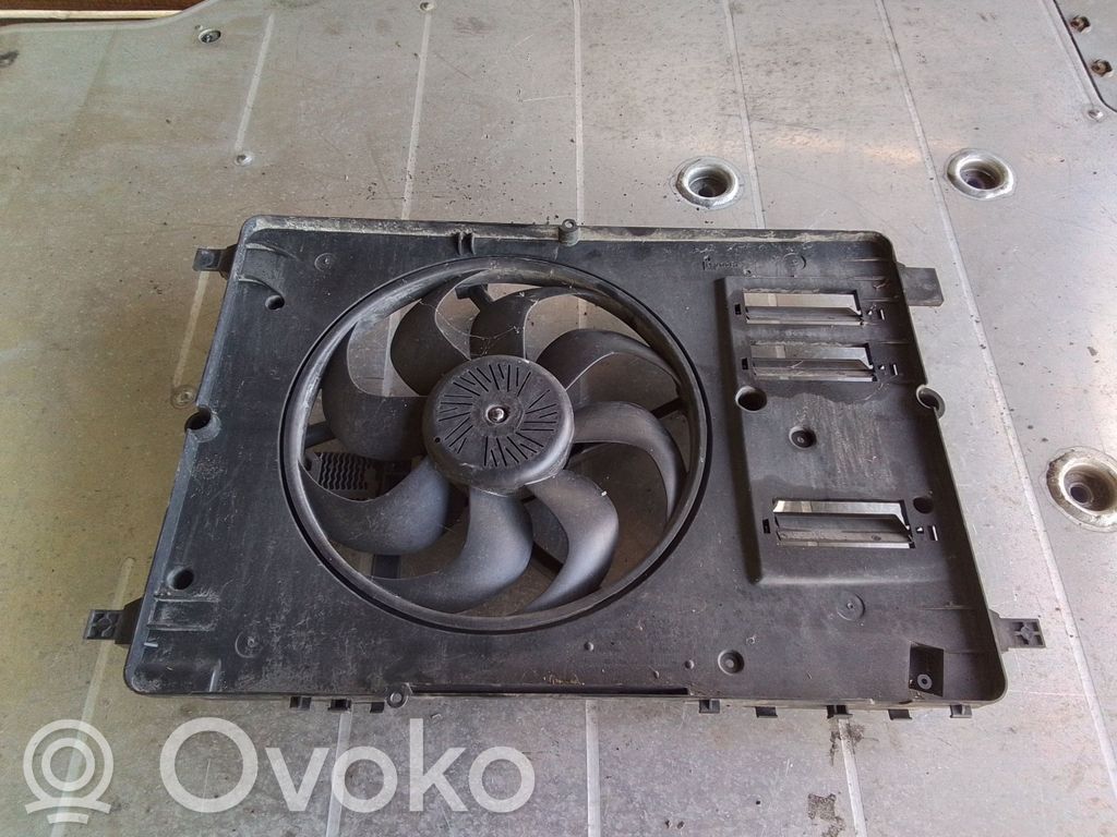 Volvo V60 Elektryczny wentylator chłodnicy 