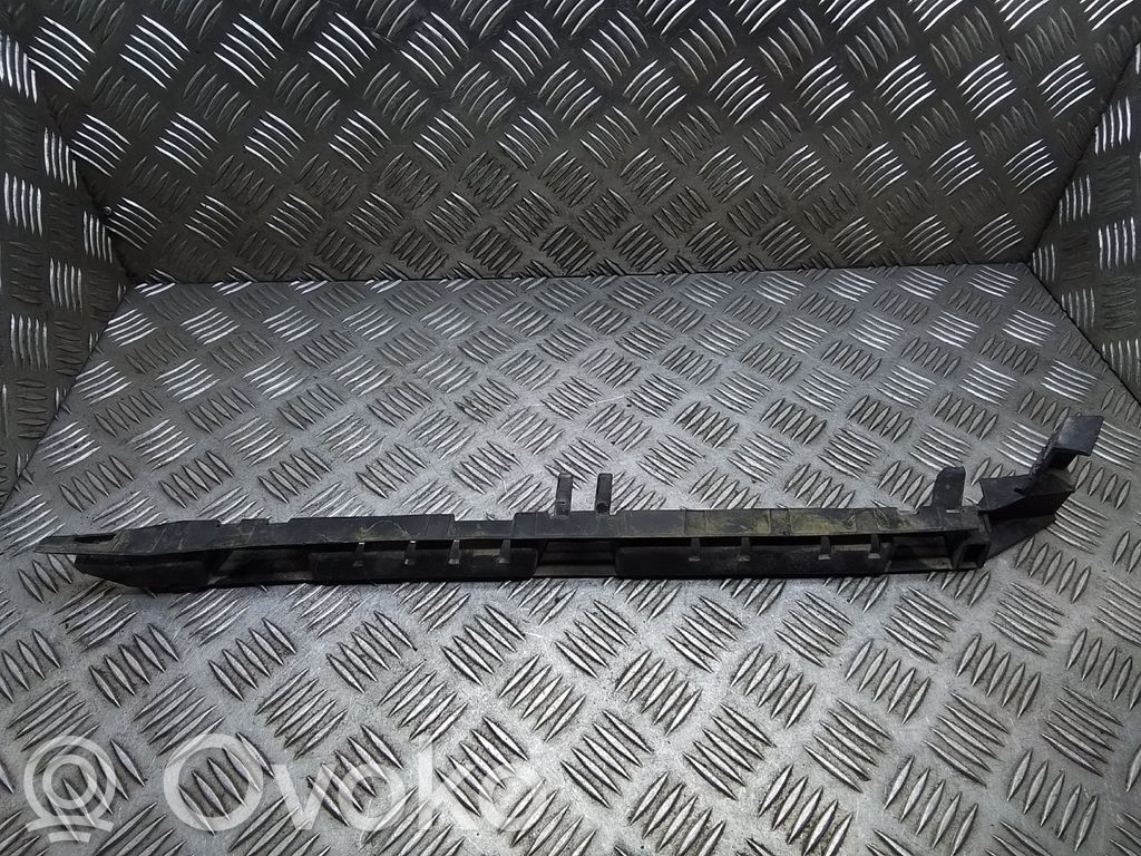BMW 7 E65 E66 Galinis laikiklis bamperio 