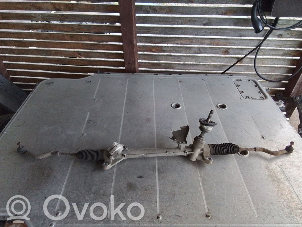 Nissan Qashqai Vairo kolonėlė 