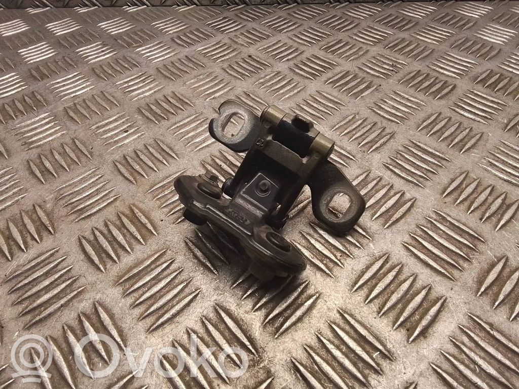 BMW X1 E84 Tailgate/trunk/boot hinge 