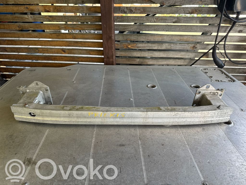 Peugeot 308 Priekšpusē bampera sija / balka 