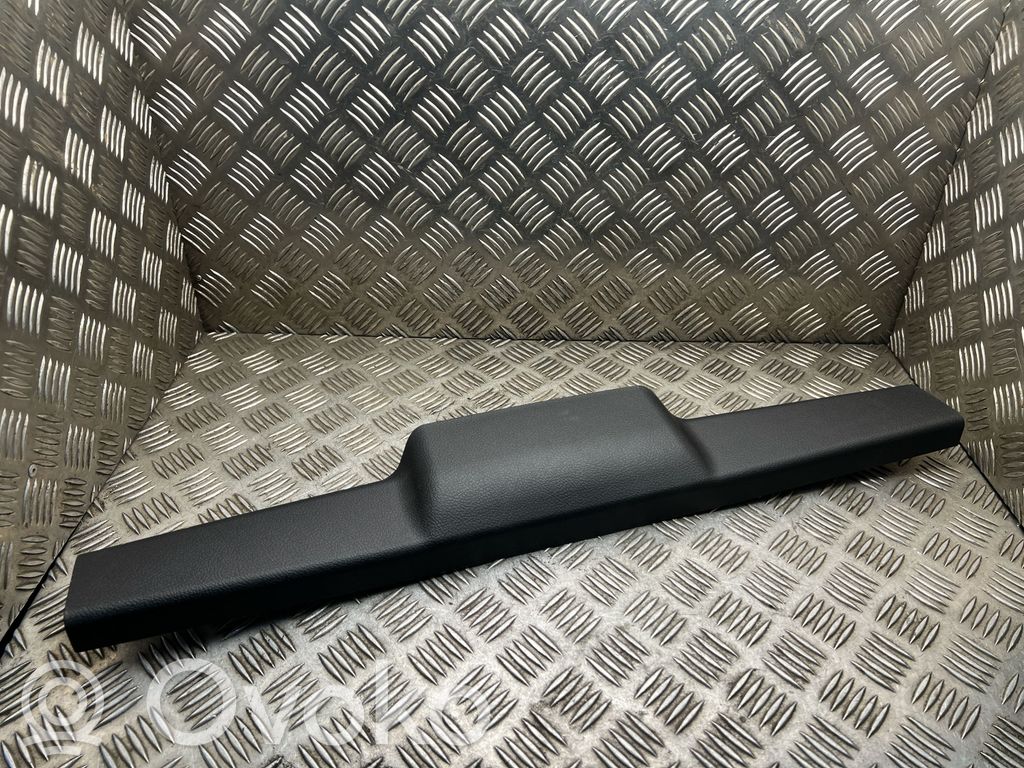 Toyota Auris E180 Rivestimento superiore del portellone posteriore/bagagliaio 