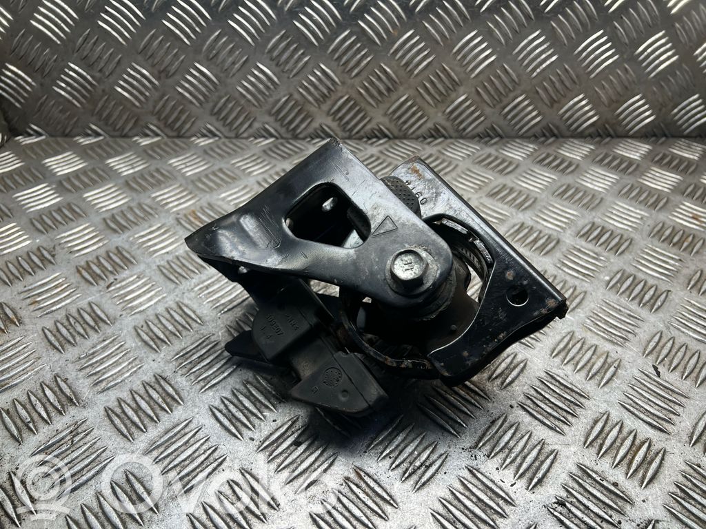 Toyota Auris E180 Engine mount bracket 