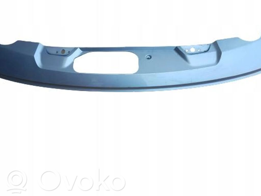 Volvo XC40 Listwa zderzaka tylnego 