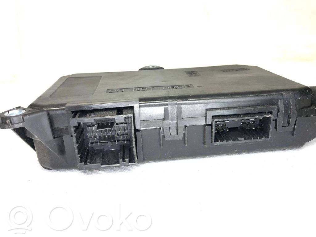 Door control unit/module   60693264,17738854