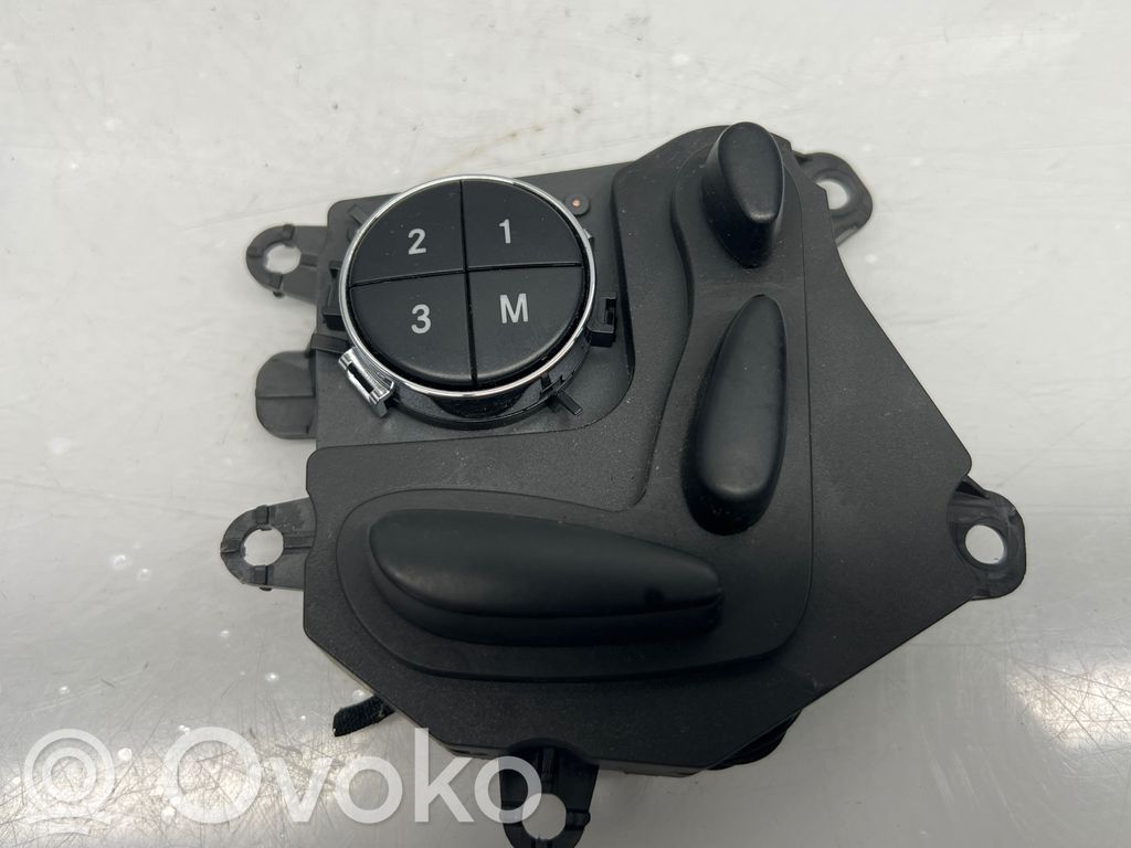 Mercedes-Benz E W211 Seat control switch 