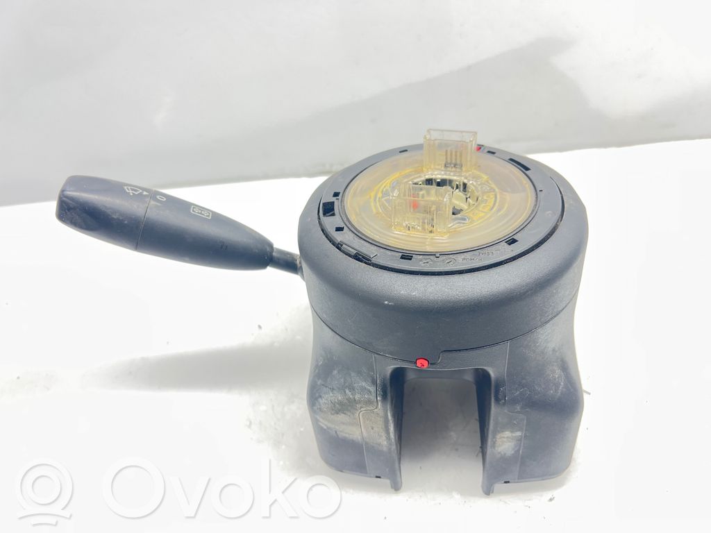 Mercedes-Benz C W204 Interruptor/palanca de limpiador de luz de giro 