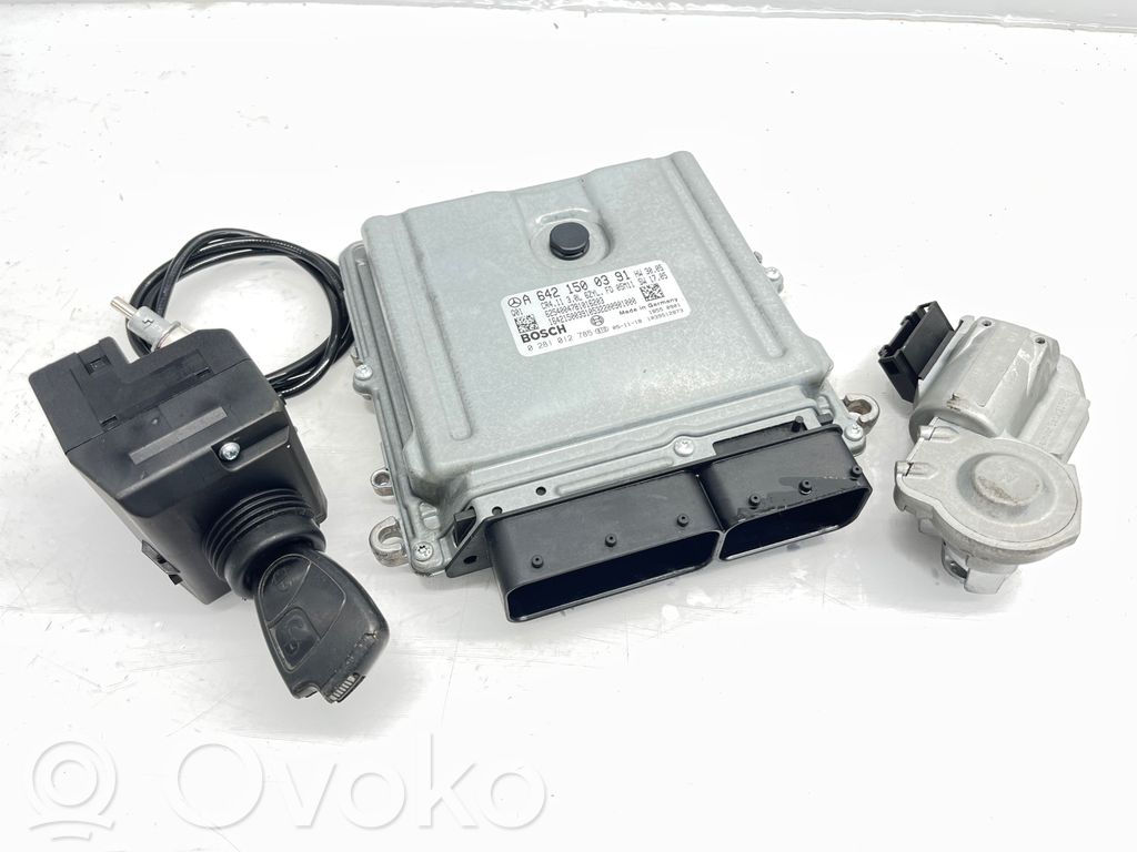 Mercedes-Benz E W211 Engine ECU kit and lock set 