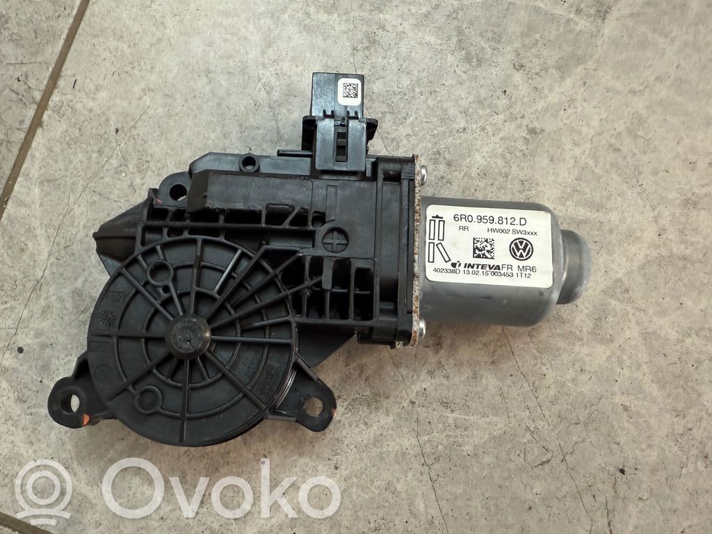 Volkswagen Amarok Silniczek podnoszenia szyby drzwi tylnych 
