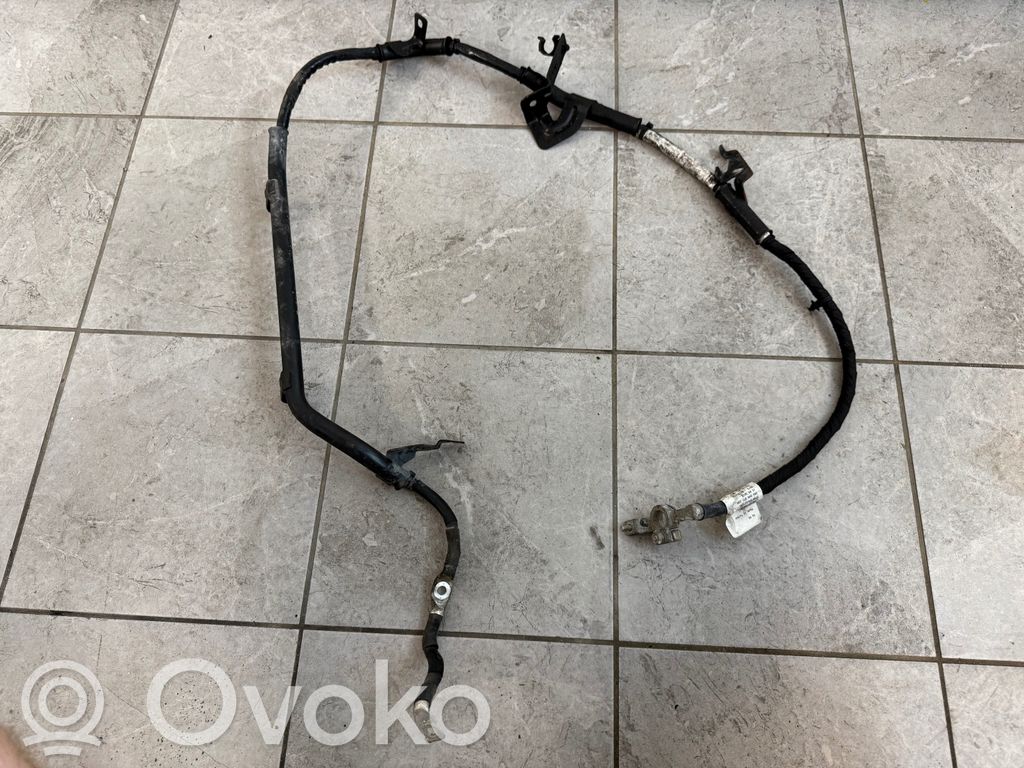 Volkswagen Amarok Plus / Klema / Przewód akumulatora 