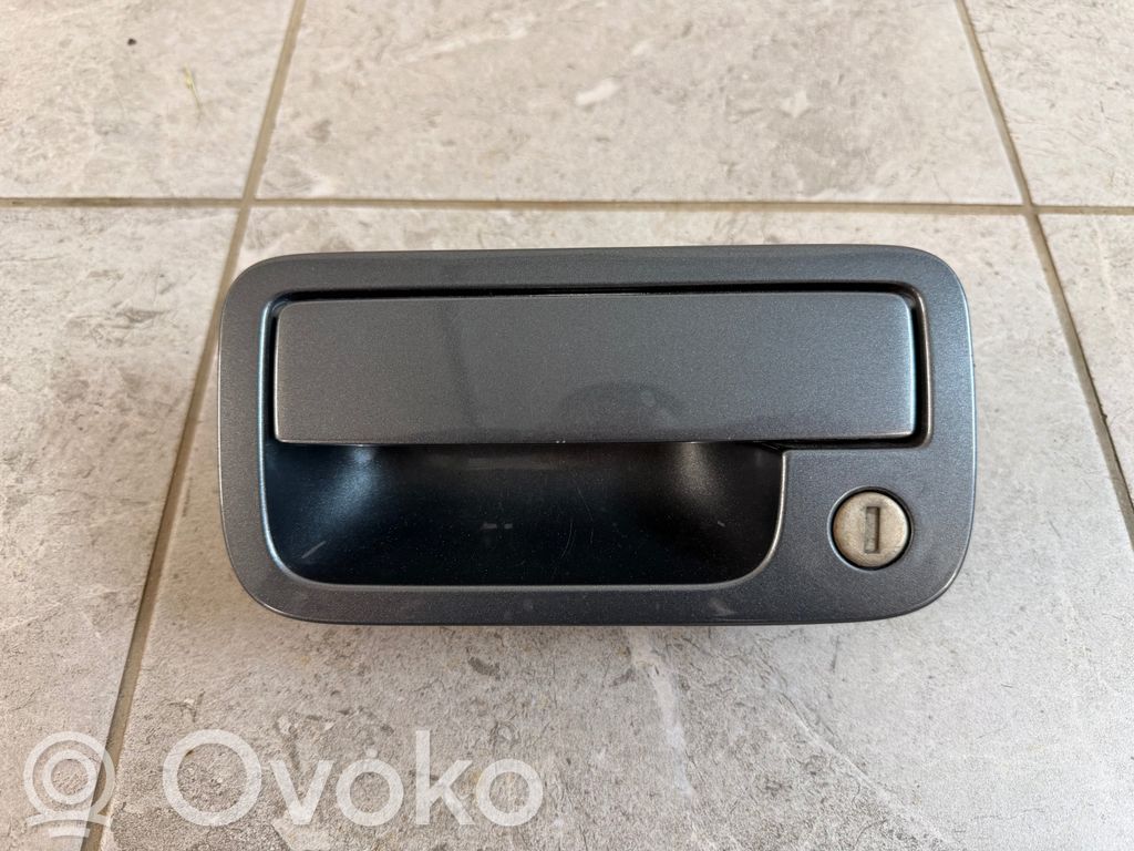 Volkswagen Amarok Uchwyt / Rączka zewnętrzna otwierania klapy tylnej / bagażnika 