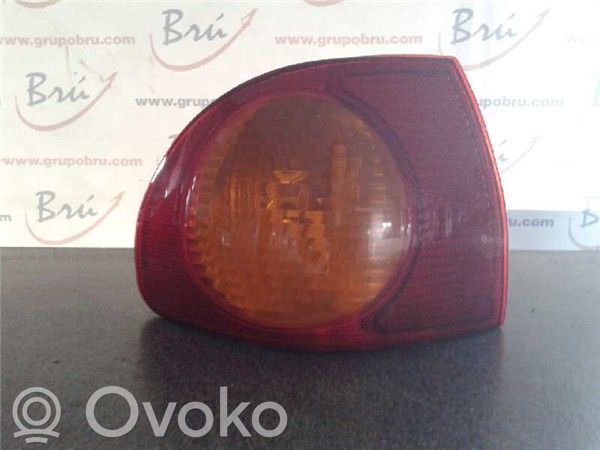 Lámpara de faros/luces traseros   2CE