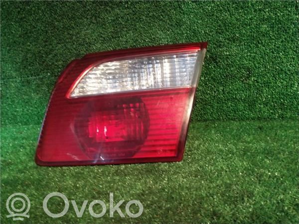 Lámpara de faros/luces traseros