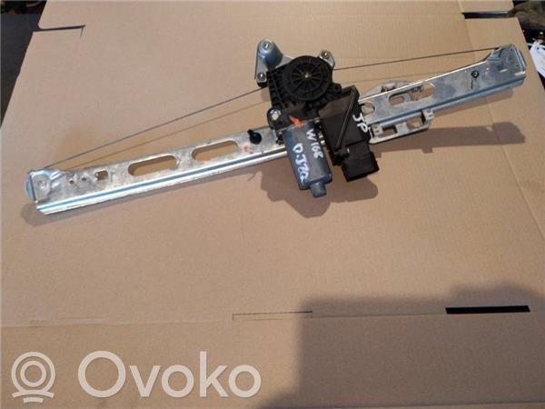Mercedes-Benz A W168 Podnośnik szyby drzwi z silniczkiem 
