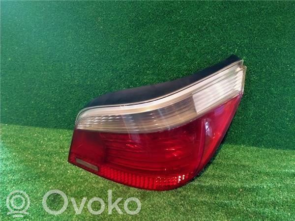 Rear tail light bulb   256D2D