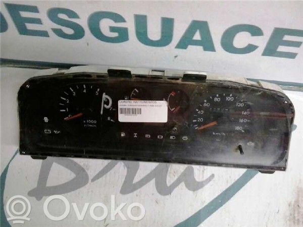Nissan Terrano Licznik / Prędkościomierz 