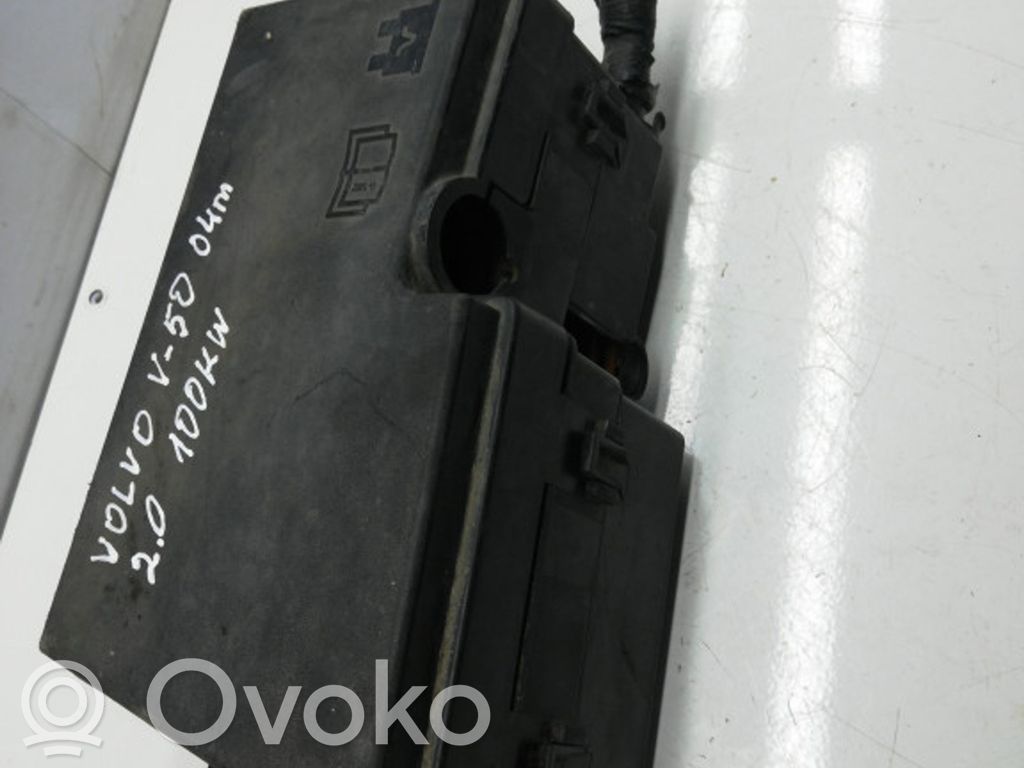 Volvo V50 Juego de caja de fusibles 