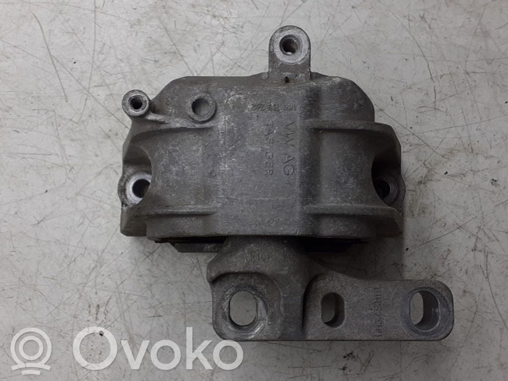 Skoda Superb B6 (3T) Engine mount bracket 