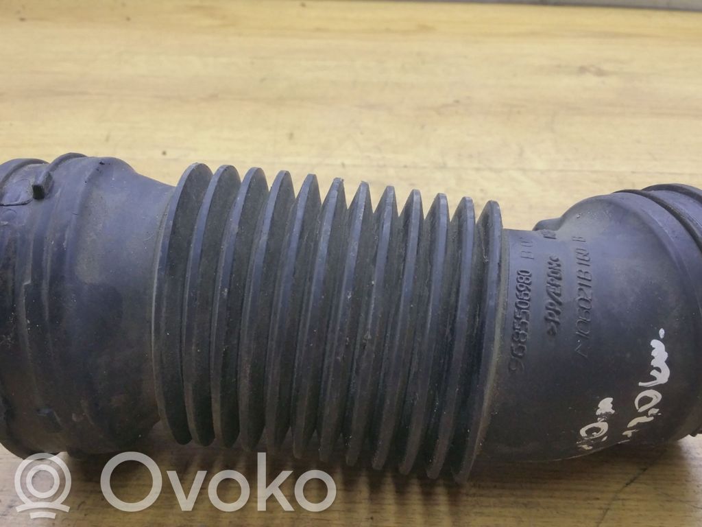 Rura / Wąż dolotowy powietrza turbiny   9685506980