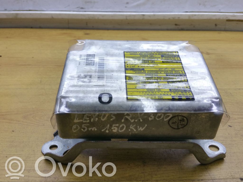 Lexus RX 300 Airbag control unit/module 