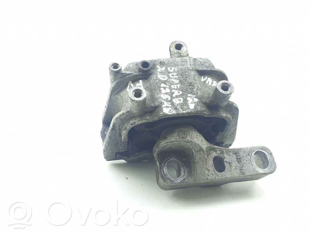 Skoda Superb B6 (3T) Suport tampon motor 