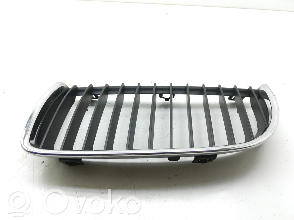 Front bumper upper radiator grill   7120007