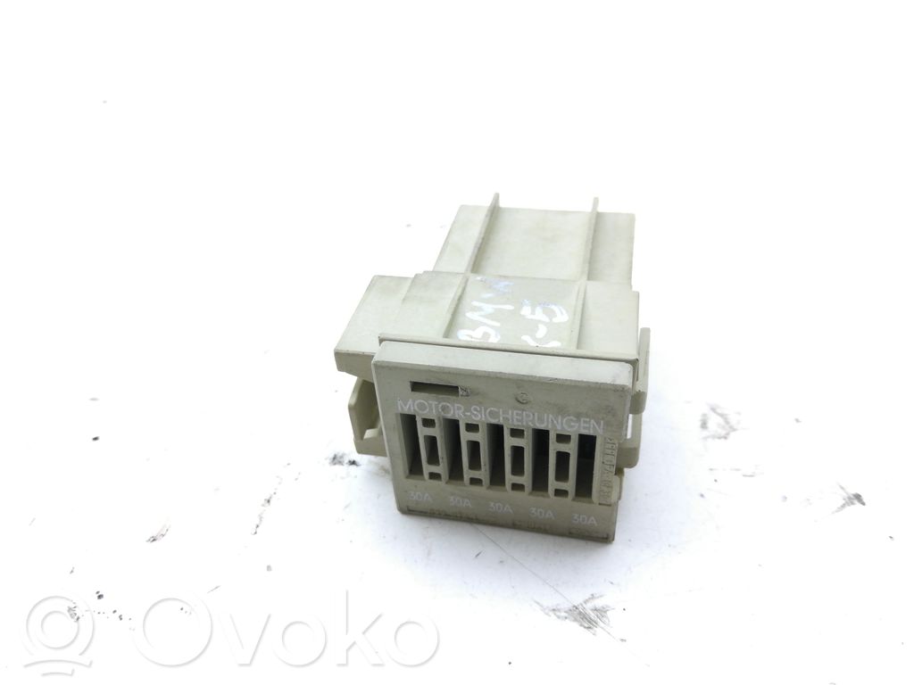 BMW X5 E53 Other relay 