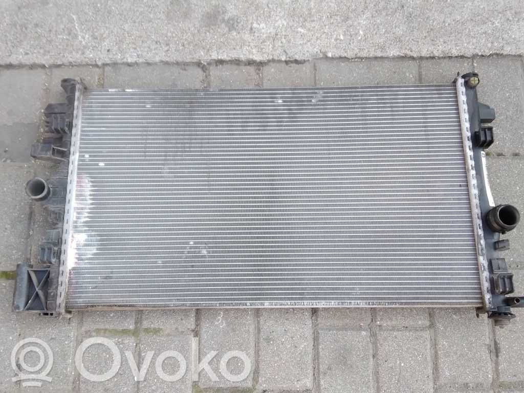 Opel Insignia A Coolant radiator 
