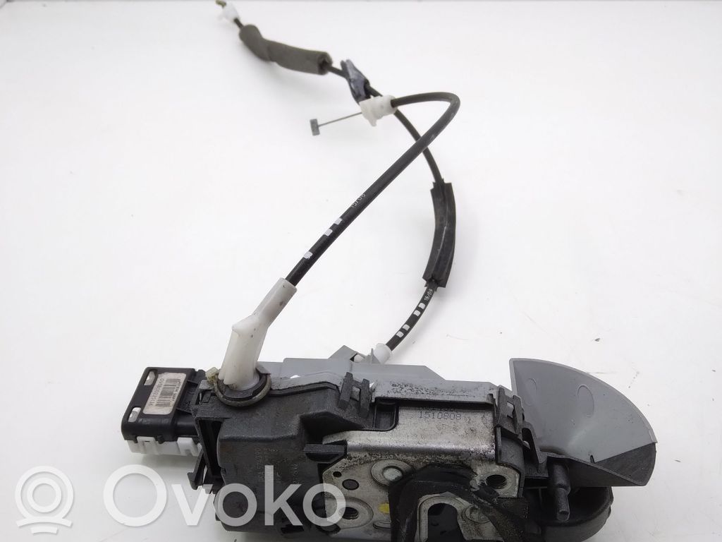 Citroen C5 Priekšpusē slēdzene 