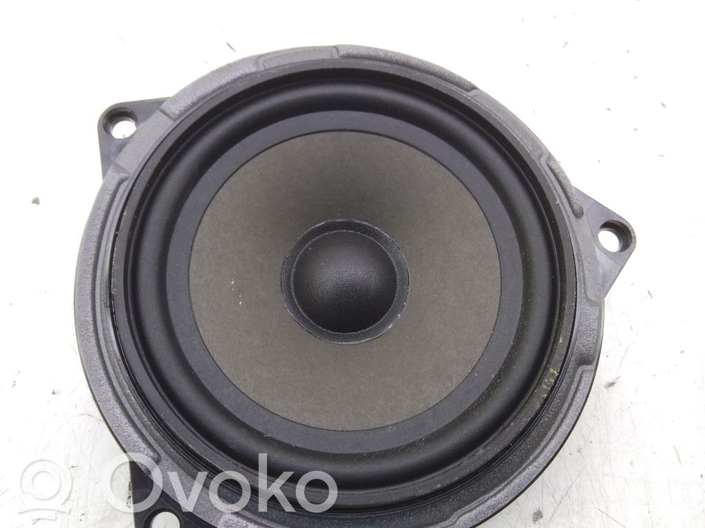 BMW 1 E81 E87 Altavoz de la puerta delantera 