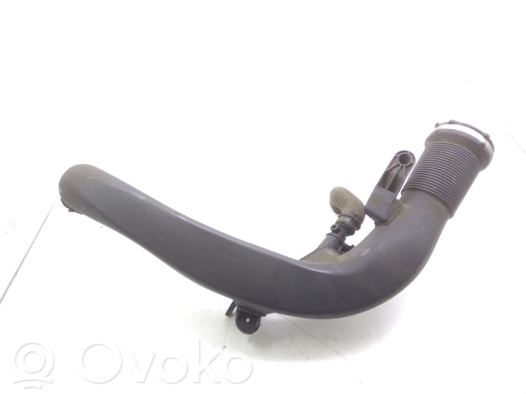 Volvo C30 Air intake duct part 