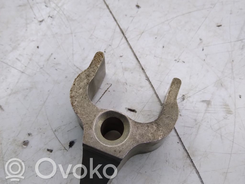 Support de pince d'injecteur de carburant