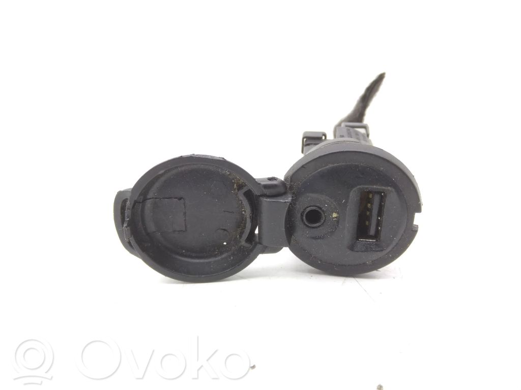 Citroen DS3 Conector priză AUX 