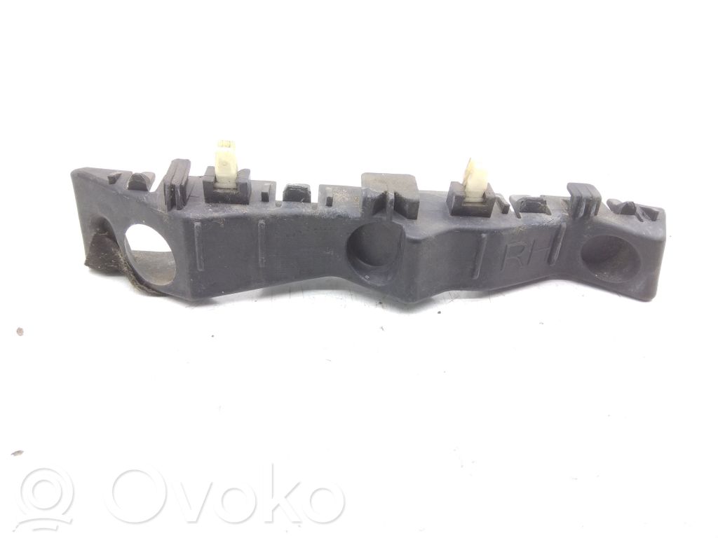 Soporte del parachoques delantero