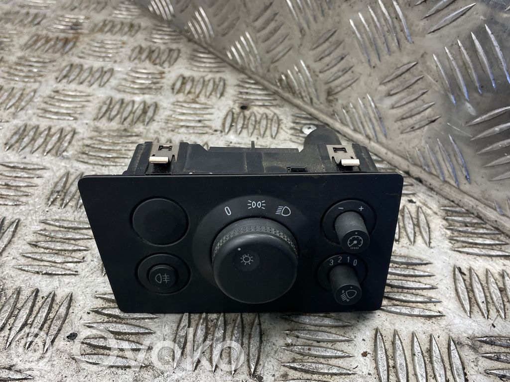 Opel Zafira B Light switch 